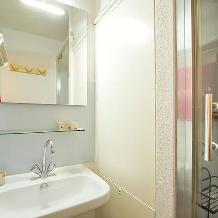 Apartment Pluton By Leavetown Vacations Les Deux Alpes